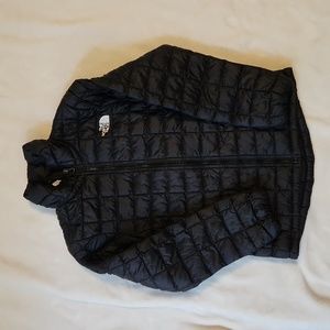The North Face girls Thermoball jacket